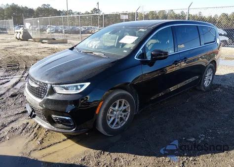 2025 Chrysler Pacifica Select z USA, uszkodzony, nr VIN 2C4RC1BG2SR577037